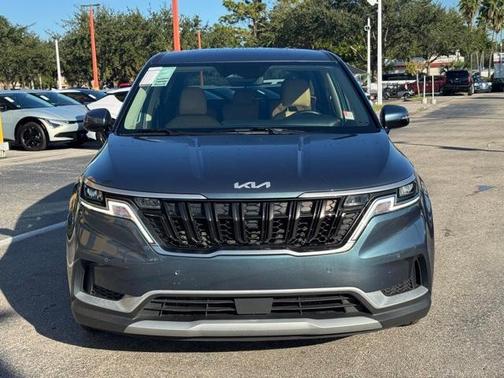 2024 Kia Carnival EX