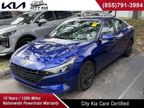 2022 Hyundai ELANTRA SEL