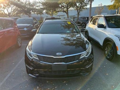 2019 Kia Optima LX