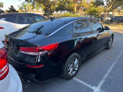 2019 Kia Optima LX