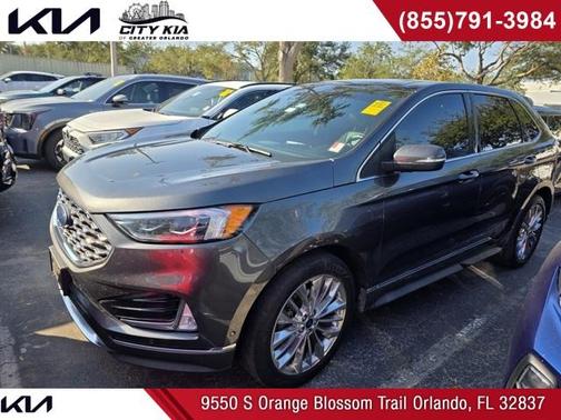 2020 Ford Edge Titanium