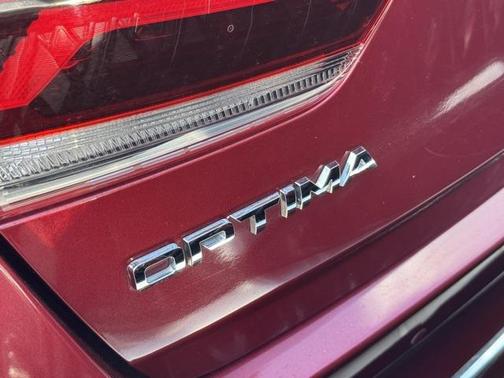 2020 Kia Optima S