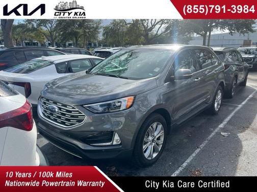2022 Ford Edge Titanium