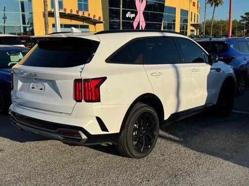 2023 Kia Sorento SX