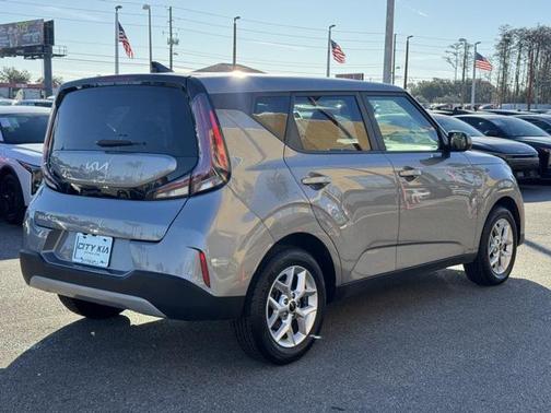 2024 Kia Soul LX