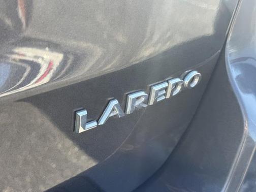 2018 Jeep Grand Cherokee Laredo E