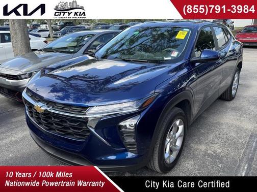 2024 Chevrolet Trax LS