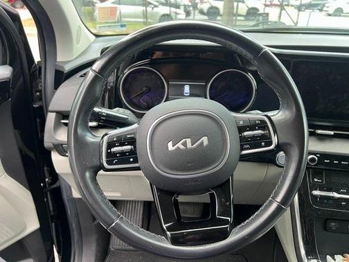 2022 Kia Carnival EX