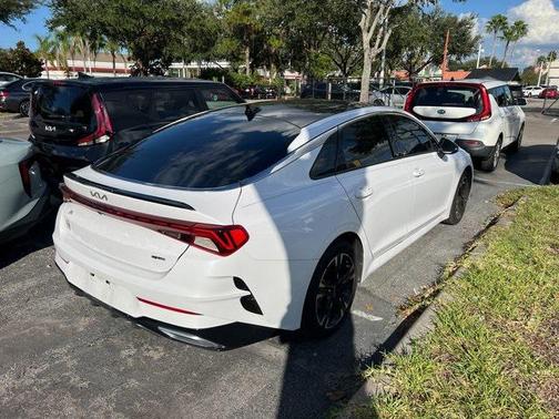 2023 Kia K5 GT-Line
