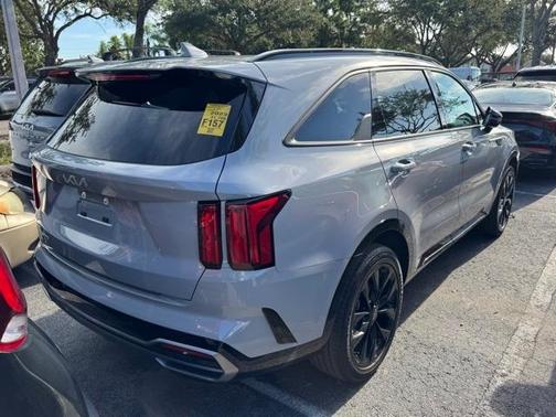 2023 Kia Sorento SX
