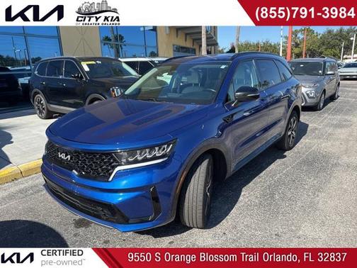 2022 Kia Sorento S