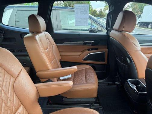 Black 2024 Kia Telluride SX-Prestige X-Pro