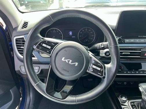 2023 Kia Seltos S