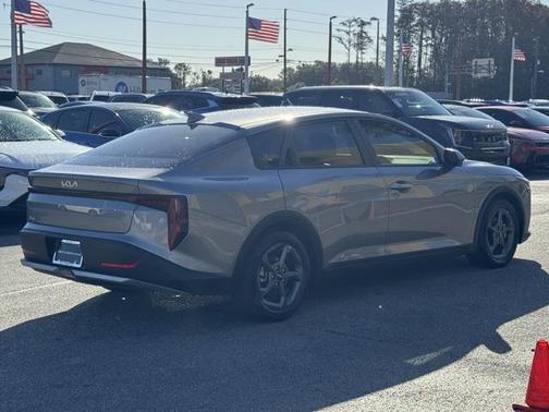 2025 Kia K4 