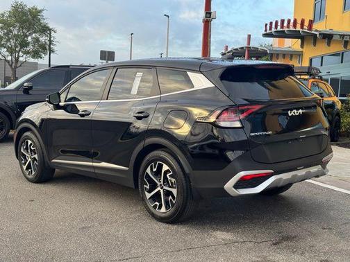 2025 Kia Sportage EX
