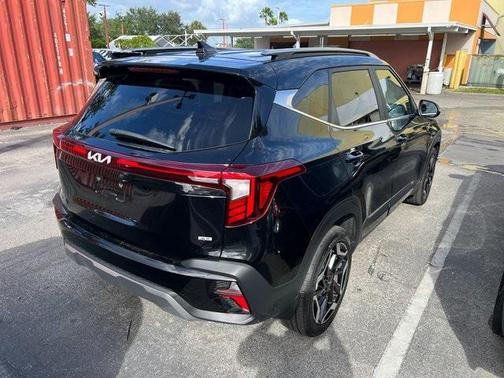 2024 Kia Seltos SX