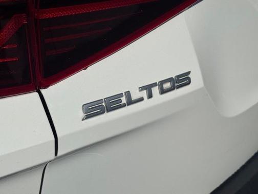 2022 Kia Seltos SX