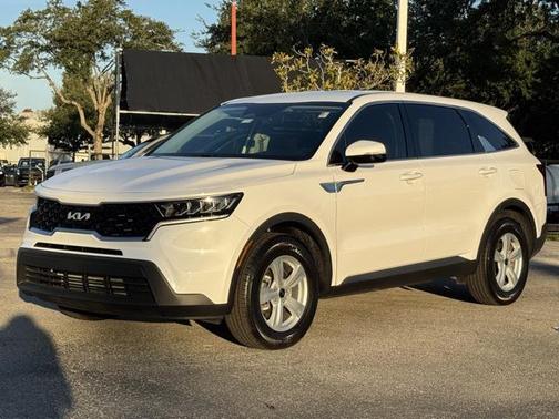2023 Kia Sorento LX