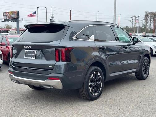 2024 Kia Sorento S