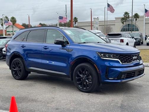 2022 Kia Sorento SX