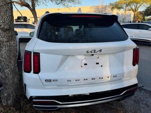 Glacial White Pearl 2022 Kia Sorento SX-PRESTIGE
