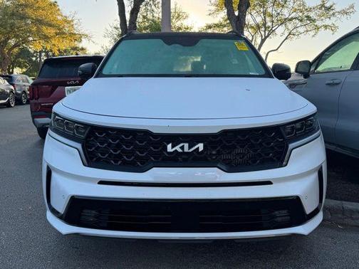 Glacial White Pearl 2022 Kia Sorento SX-PRESTIGE
