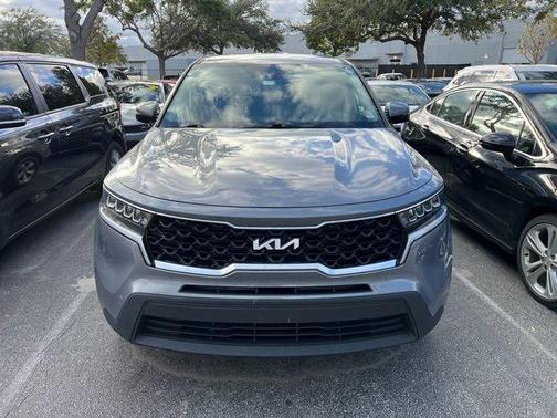 2023 Kia Sorento LX