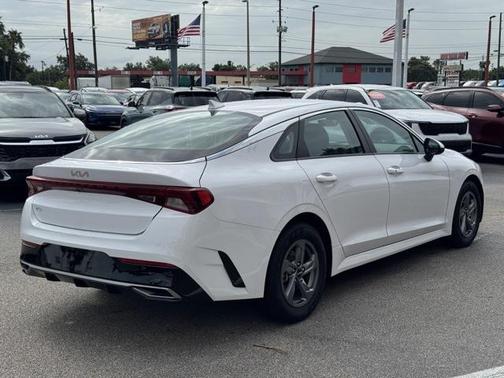 2023 Kia K5 LXS
