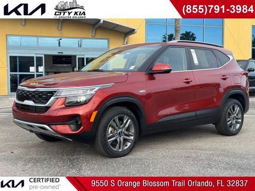 Orange 2023 Kia Seltos S