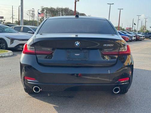2023 BMW 330 i