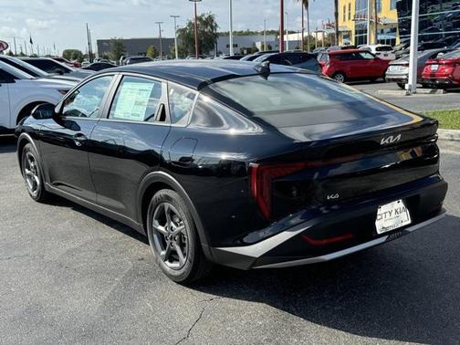 2025 Kia K4 
