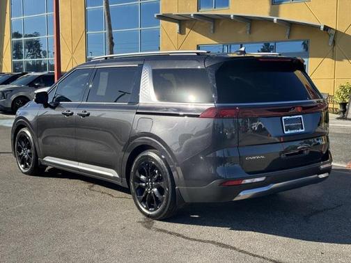 2024 Kia Carnival SX Prestige
