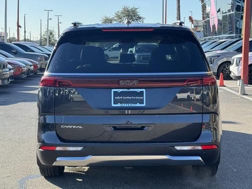 2024 Kia Carnival SX Prestige