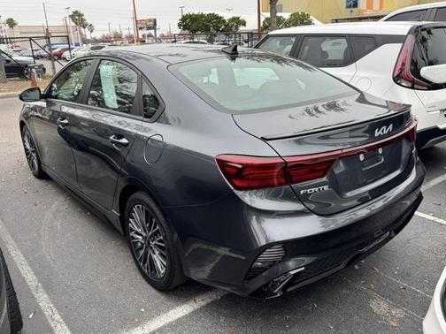 2023 Kia Forte GT-Line