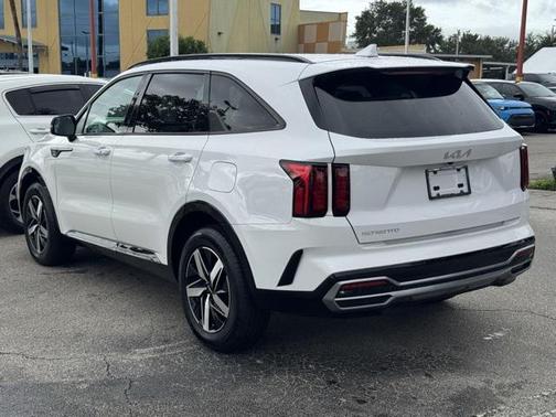 2023 Kia Sorento S