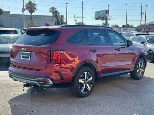 Red 2023 Kia Sorento S