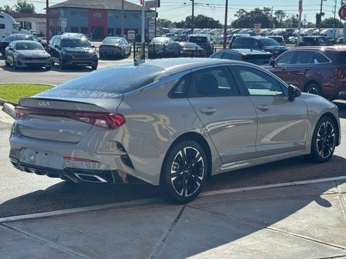 2023 Kia K5 GT-Line