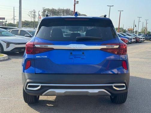 2023 Kia Seltos S