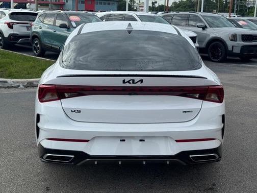 2023 Kia K5 GT-Line