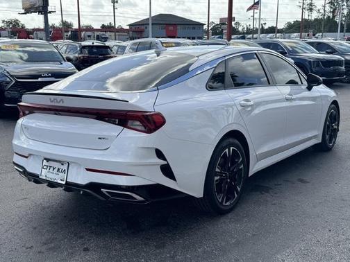 2023 Kia K5 GT-Line