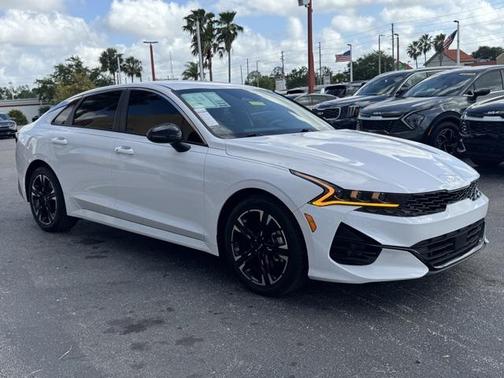 2023 Kia K5 GT-Line