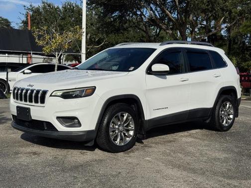2021 Jeep Cherokee Latitude Lux