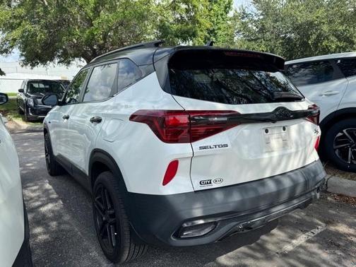 2021 Kia Seltos S