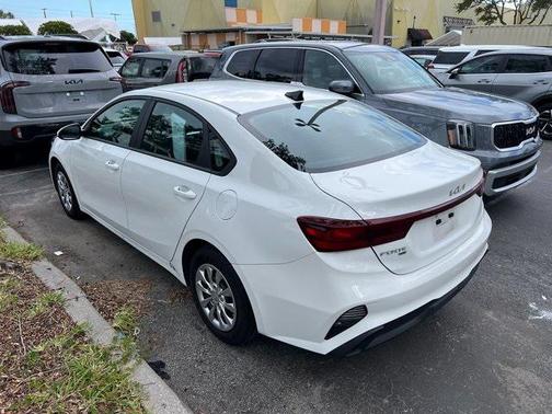 2023 Kia Forte LX