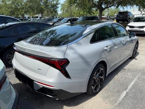 2025 Kia K5 GT-Line