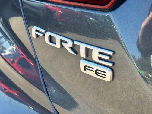 2024 Kia Forte LX