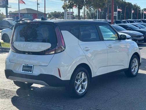 2023 Kia Soul S