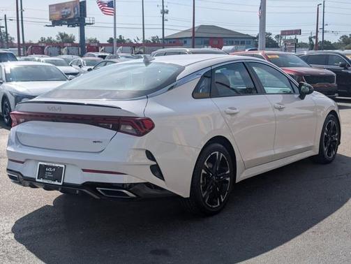 2023 Kia K5 GT-Line