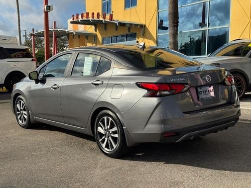2021 Nissan Versa 1.6 SV