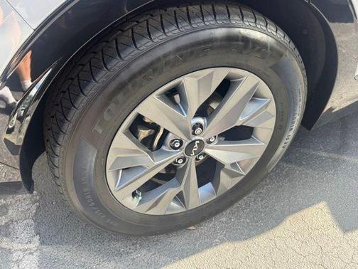 Gray 2025 Kia Sportage SX